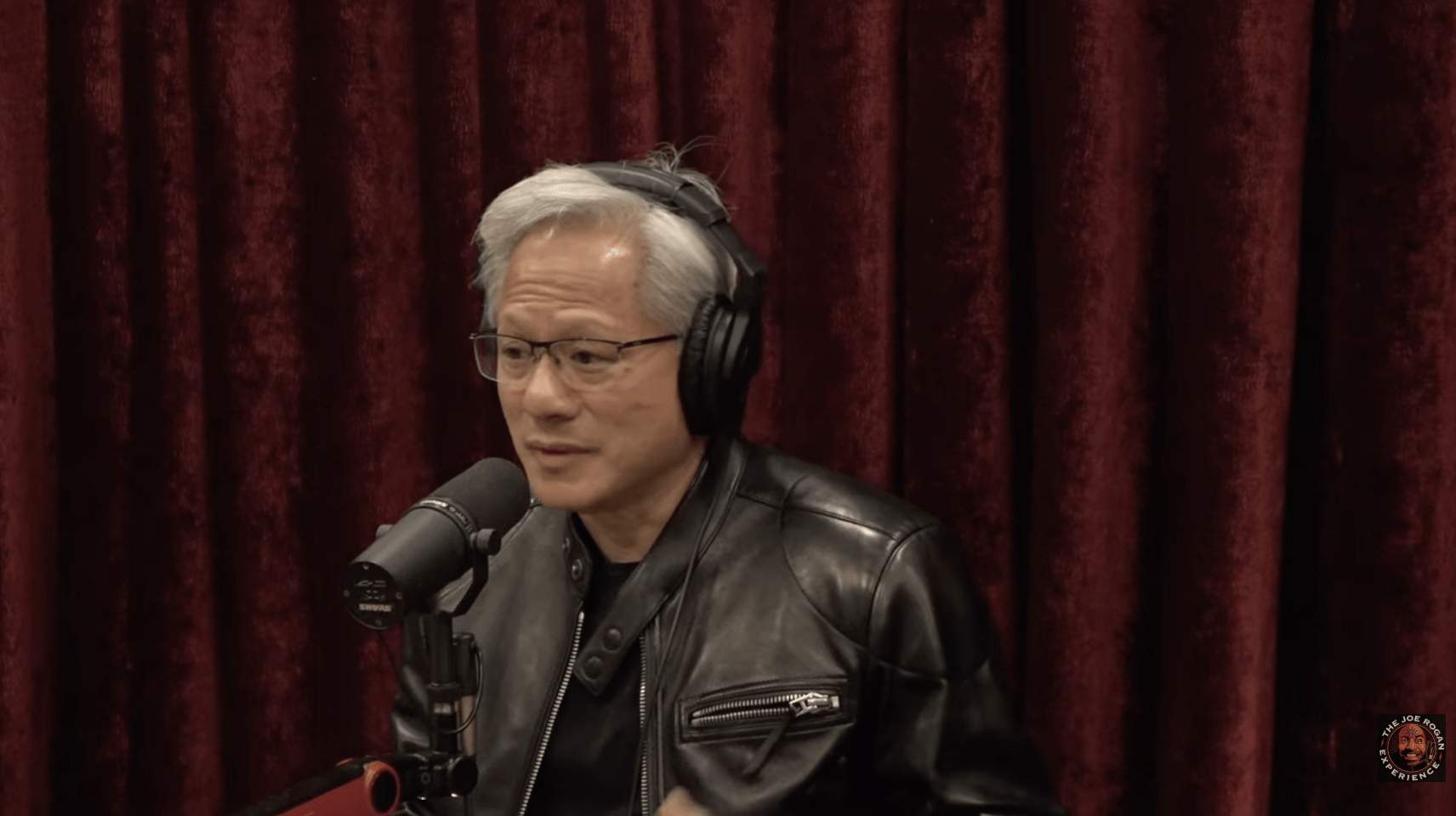 黄仁勋最新播客访谈|当90%的知识由AI生成，人类(图1)