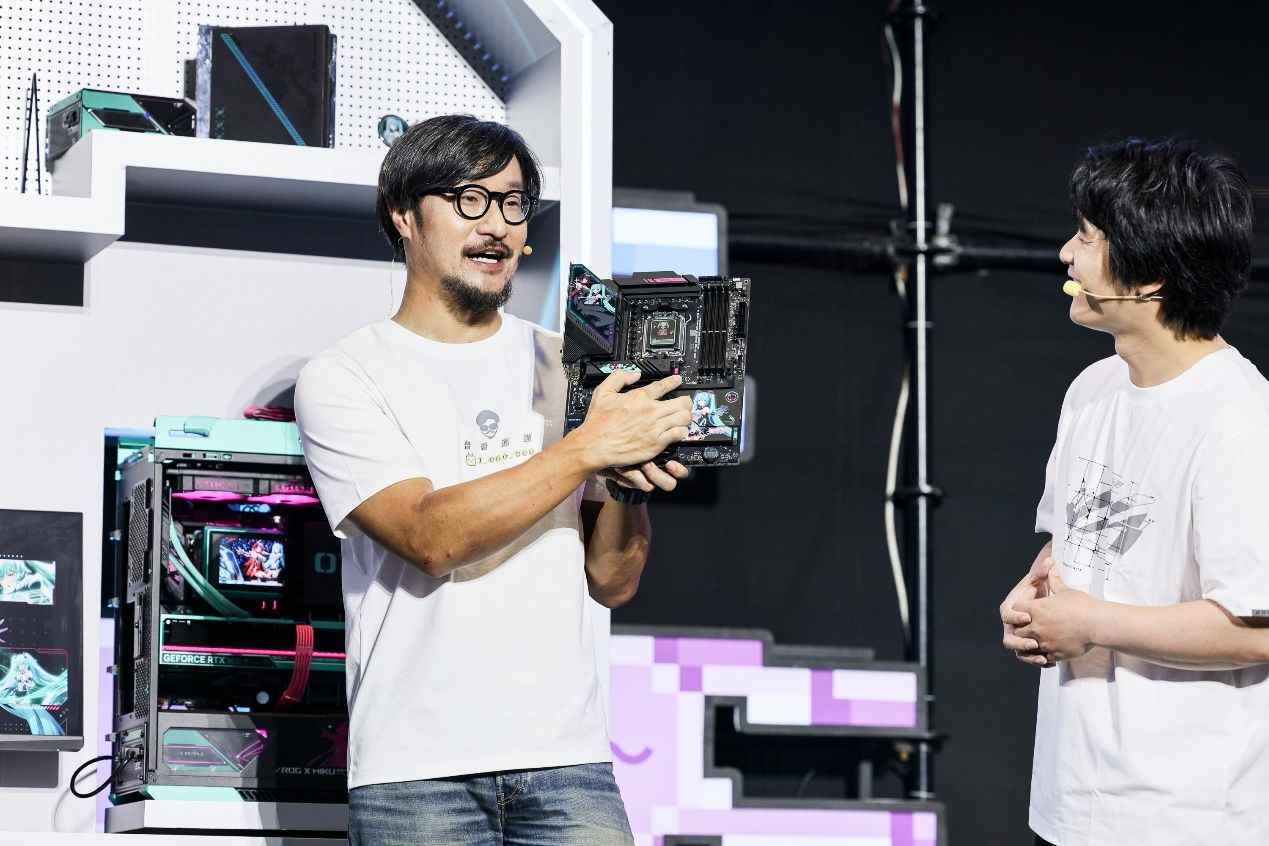 ROG新主板突破次元壁垒 全新电竞体验震撼亮相(图2)