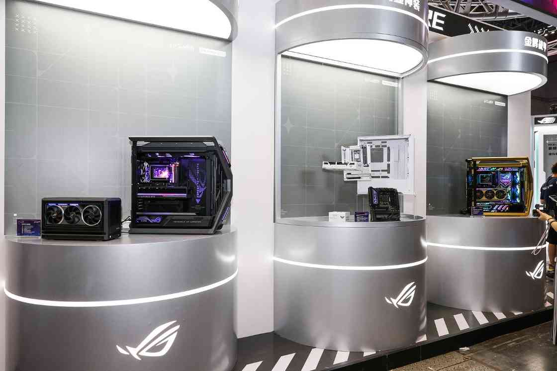 ROG玩+乐园：二次元IP联名电竞硬件展台全解析(图19)