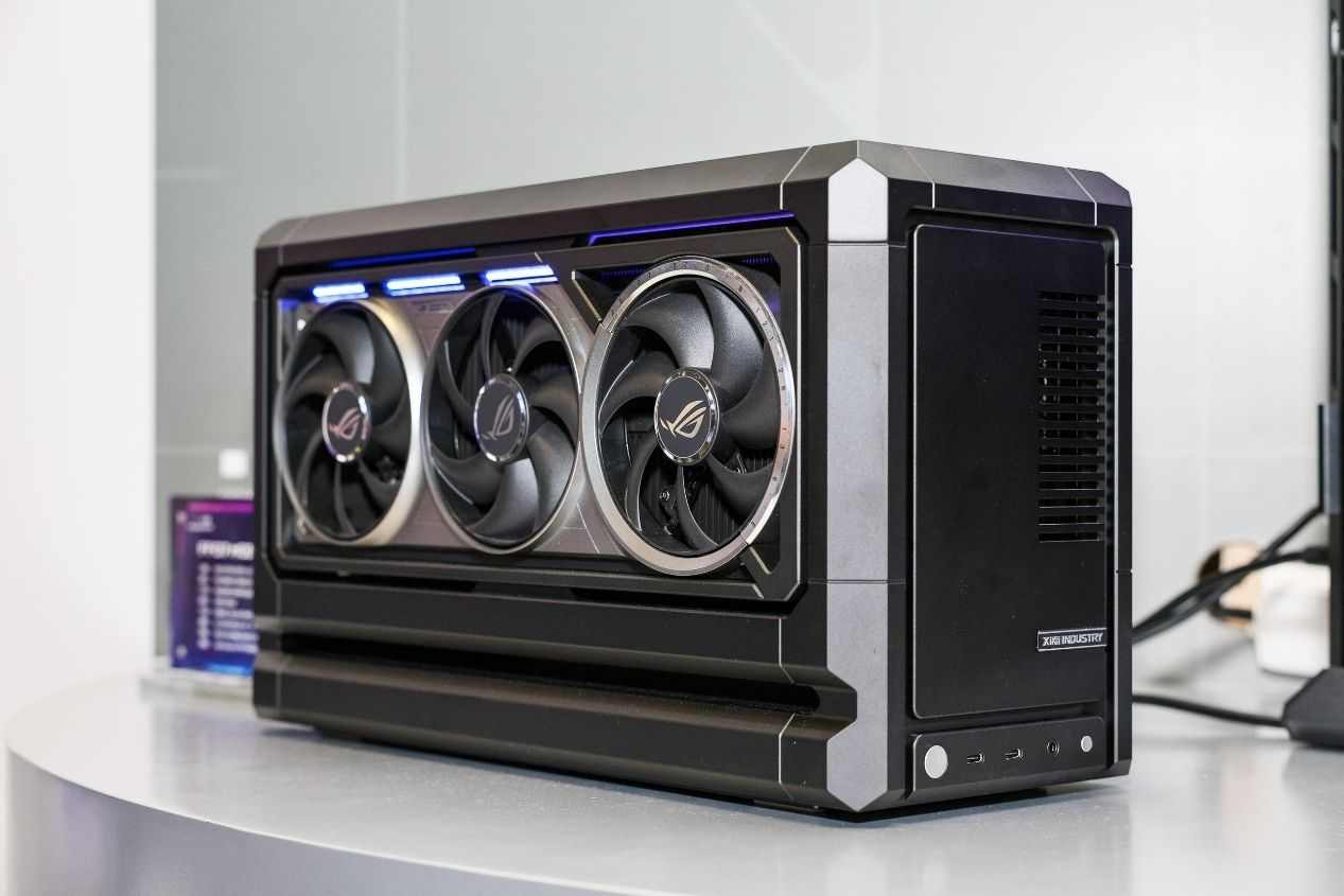 ROG玩+乐园：二次元IP联名电竞硬件展台全解析(图27)