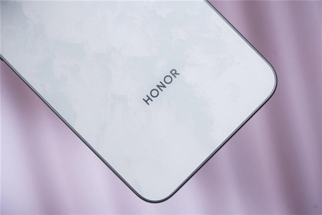 千元机续航防护全面升级 2025年旗舰配置解析(图1)