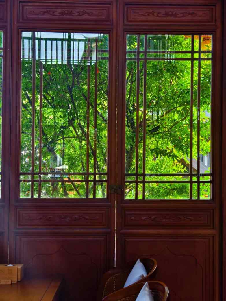 一扇窗，连接自然与内心的旅行艺术(图1)