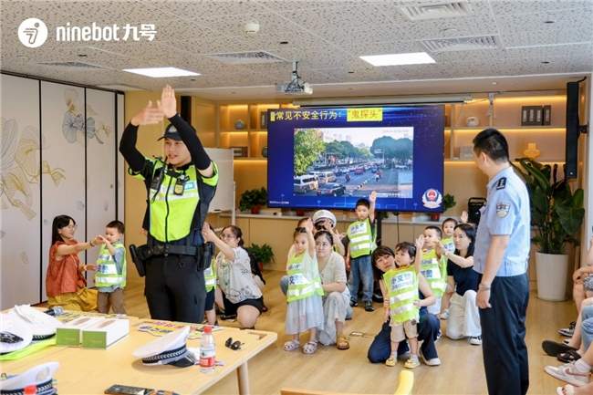 电动车安全科普行动：政企协作推动全民安全出行(图1)