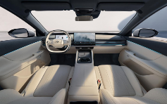 10-15万级电动车新标杆！eπ007精准抓住年轻人购车需求‌(图2)