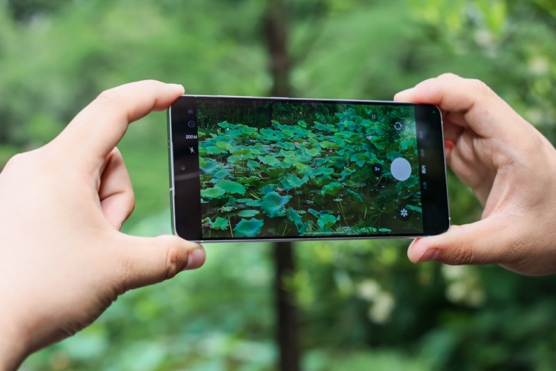 轻巧外表 强大内核 三星Galaxy S25 Edge诠释设计新高度(图4)