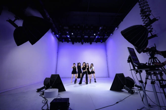 娱乐团播行业转型升级，专业设备助力直播品质提升(图1)