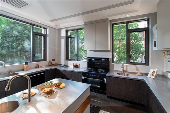 不锈钢装修成年轻人新宠，材质革命重塑家居安全标准(图4)