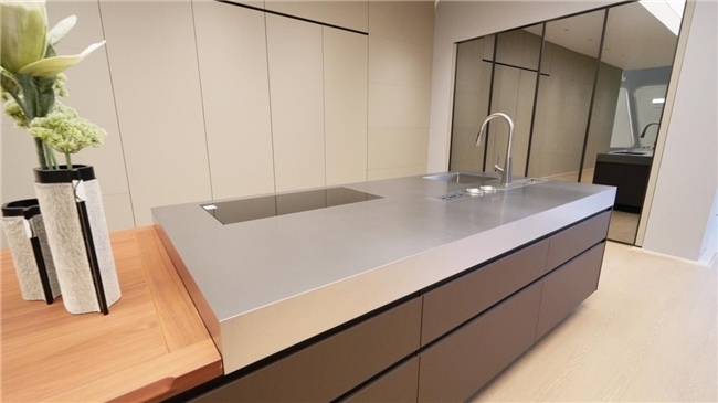 不锈钢装修成年轻人新宠，材质革命重塑家居安全标准(图1)