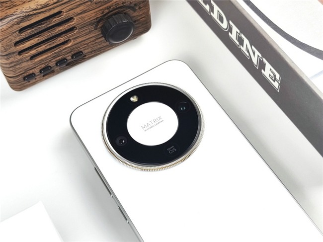 8300mAh超大电池手机推荐 荣耀X70续航王者全面解析(图1)