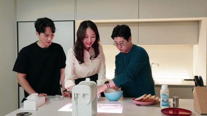 三星绚幕激光投影仪Premiere 5技术解析：超短焦与触控交互革新体验(图10)