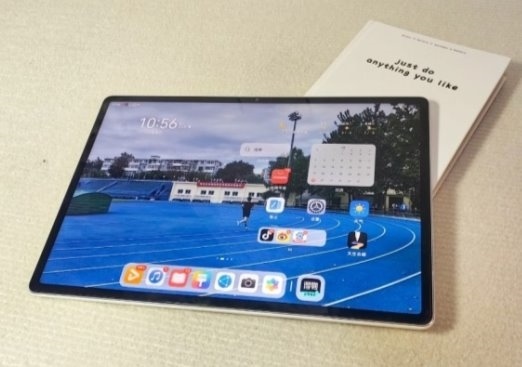 2025年AI平板市场变革：五款旗舰产品全面解析(图3)