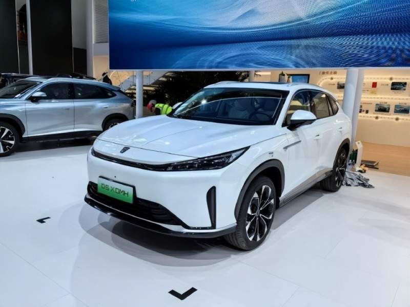 十万级SUV新选择荣威D5X DMH，超长续航动力强劲性价比突出(图1)