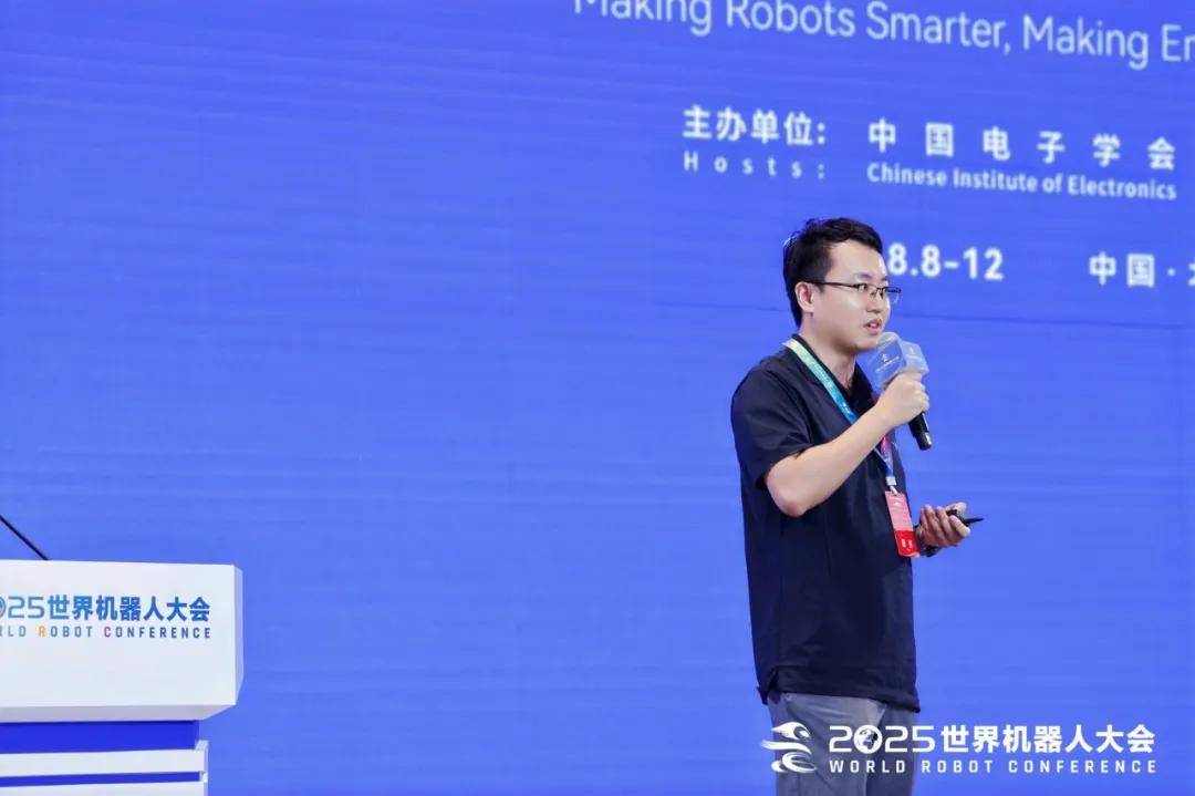 通用人形机器人发展趋势：构建通用大脑与本体的技术路径(图1)