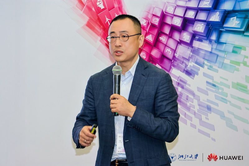 国内首个昇腾千卡大模型安全训练框架发布(图5)