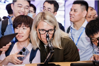 XR近眼显示光学技术进化，突破轻薄清晰度瓶颈(图2)